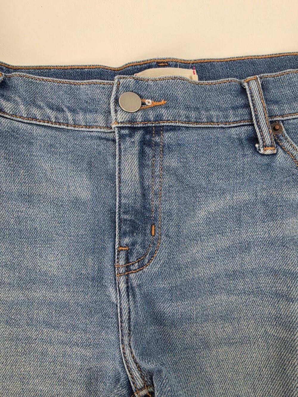 Hatch Distressed Maternity Denim Jean Shorts Frayed Hem Side Panels Size 27 - Picture 7 of 15